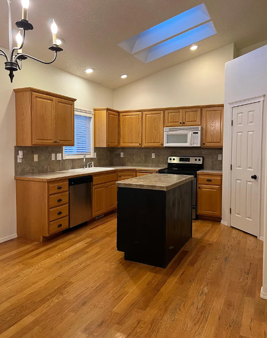2244 N Hickory Way - Photo 2 of 22