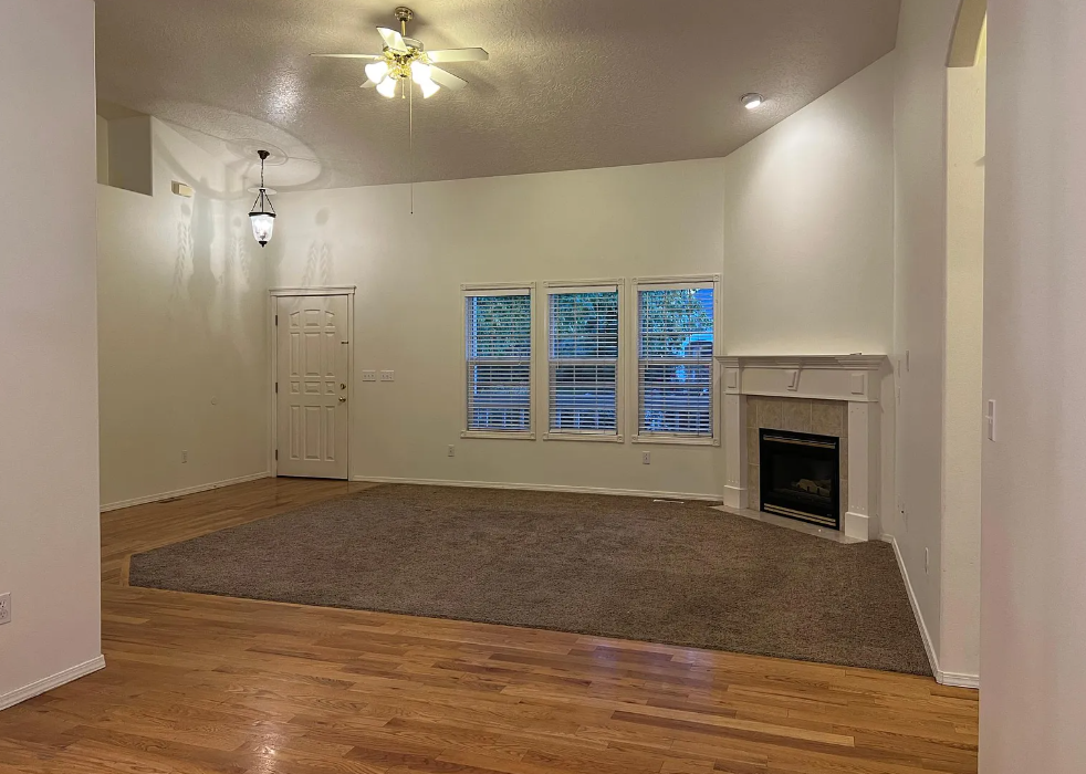 2244 N Hickory Way - Photo 4 of 22