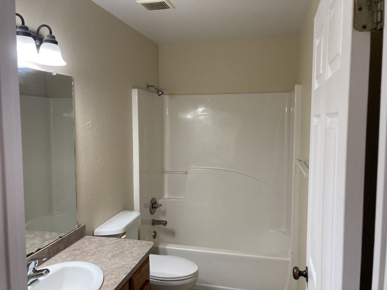 2 E 4th St #3 - Photo 7 of 13