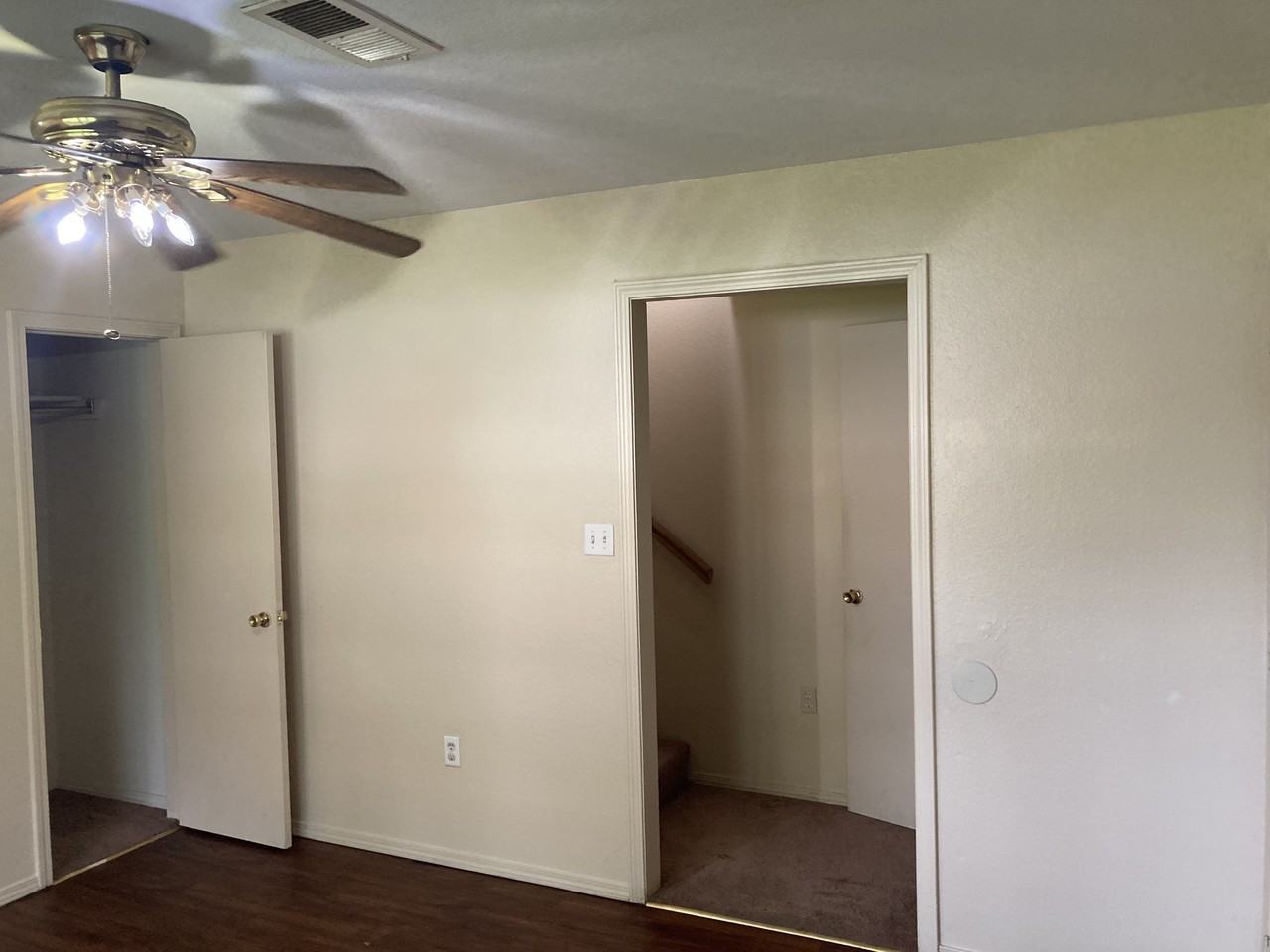2409 N 30th St #2409 - Photo 4 of 28