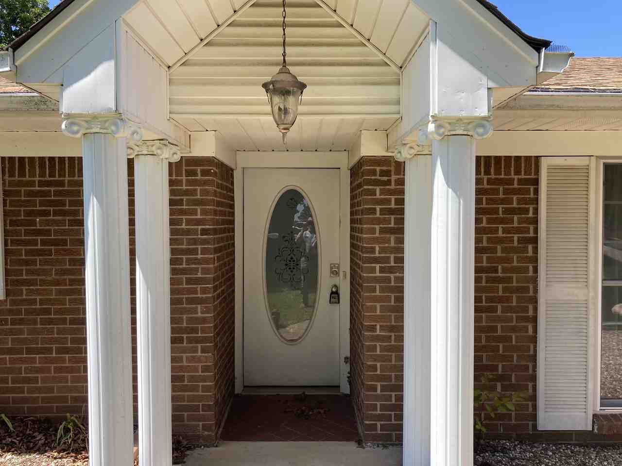 927 Skyline Dr #1 - Photo 3 of 41