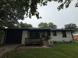 featured image of 136 N Crownpoint Dr #1