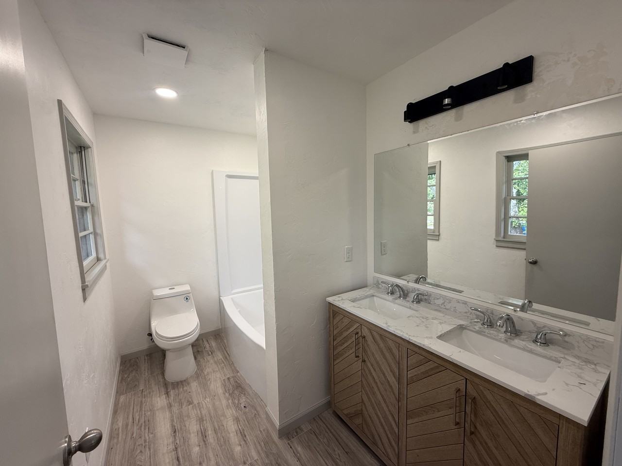 136 N Crownpoint Dr #1 - Photo 7 of 9