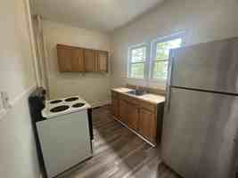 featured image of 419 Church St Apt 1b #1B