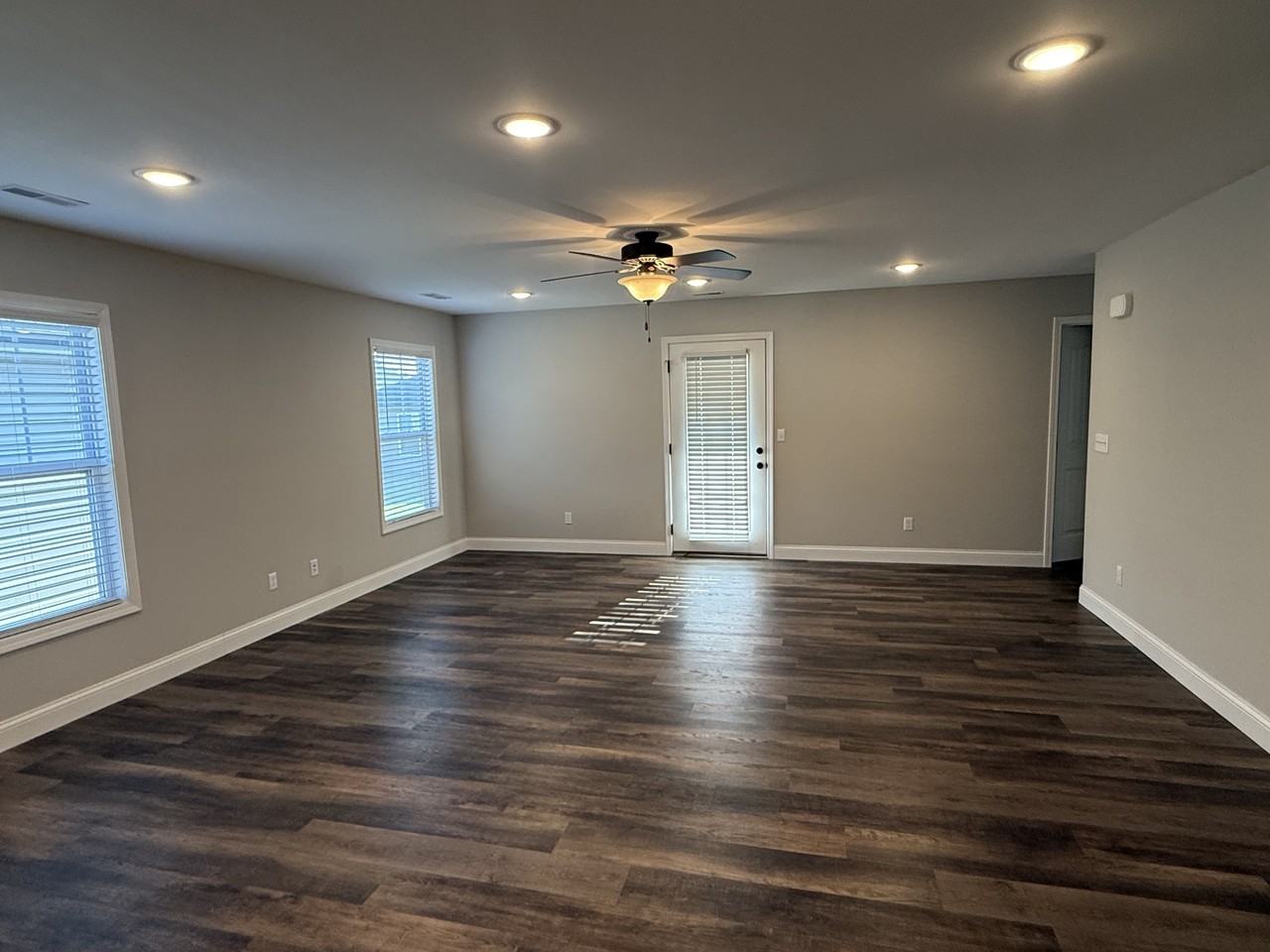 5259 Sandy Brae Ln #1 - Photo 3 of 12