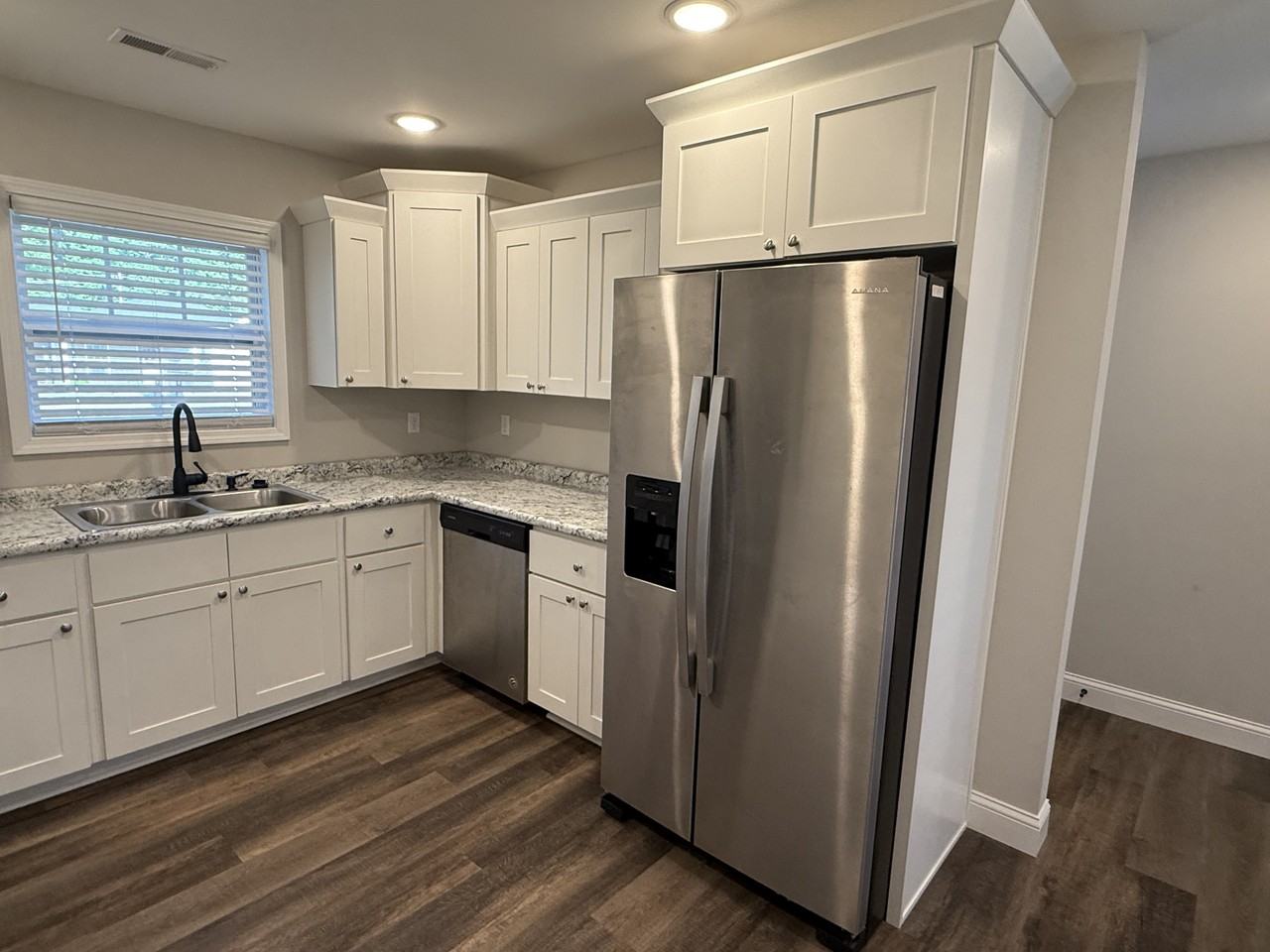 5259 Sandy Brae Ln #1 - Photo 5 of 12