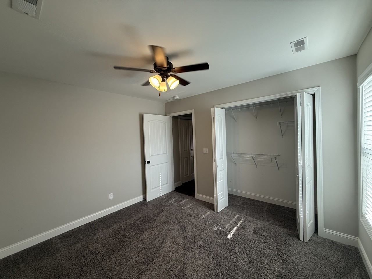5259 Sandy Brae Ln #1 - Photo 6 of 12
