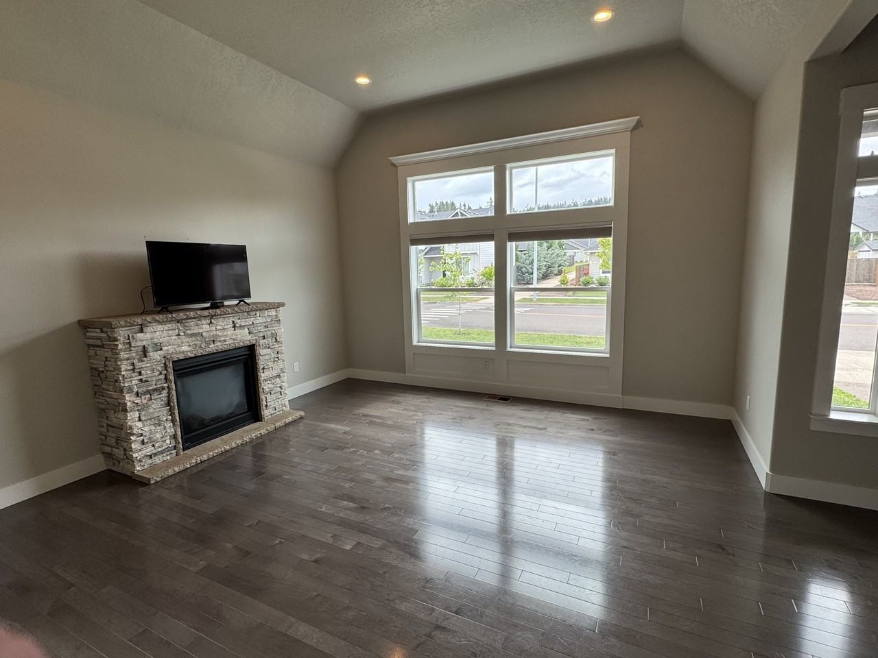 803 Ike Mooney Rd Ne #1 - Photo 4 of 10