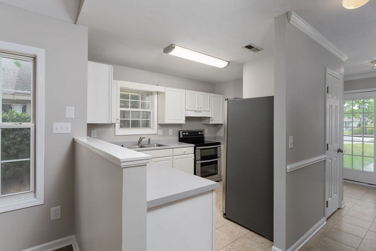 808 Spy Glass Ct #1 - Photo 3 of 21