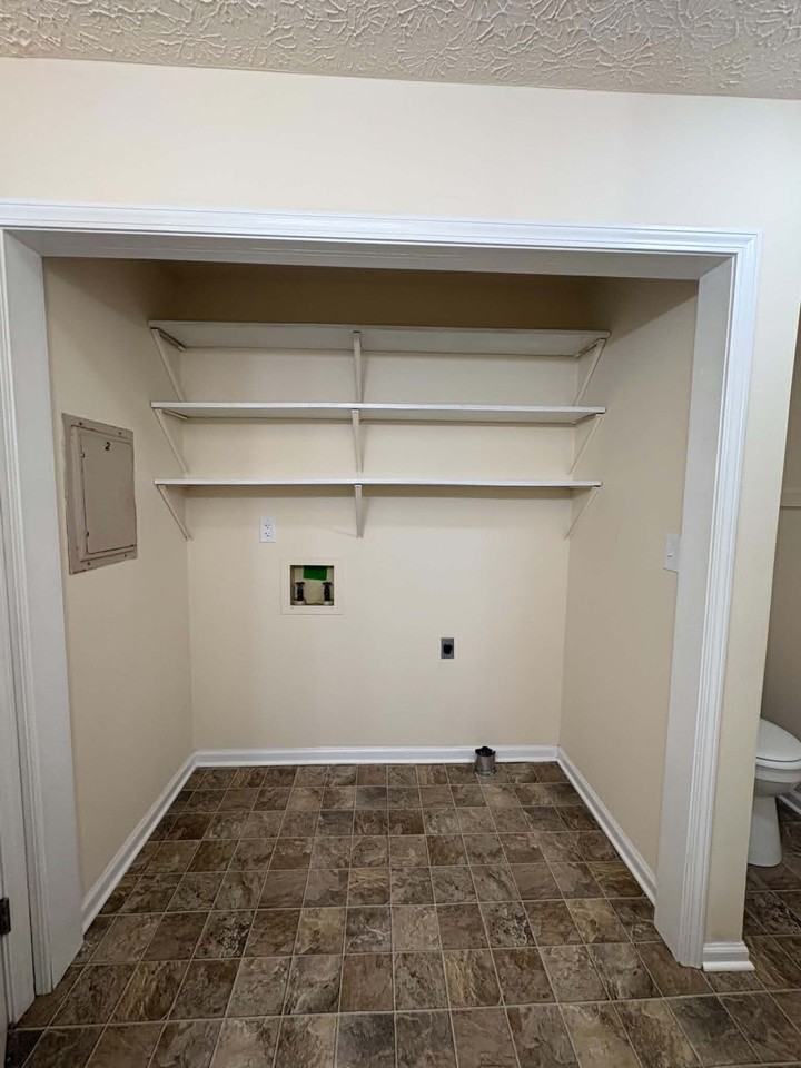 1617 Flanigan Ct #B - Photo 7 of 22