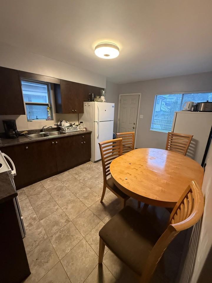 6260 Tyne Street - Photo 2 of 5