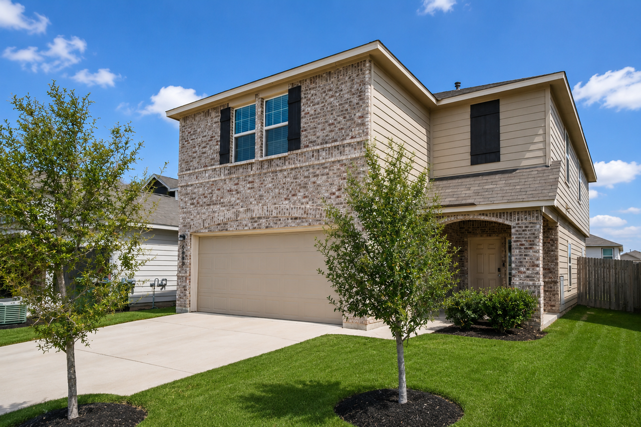 5602 Daniel Way - Photo 2 of 19