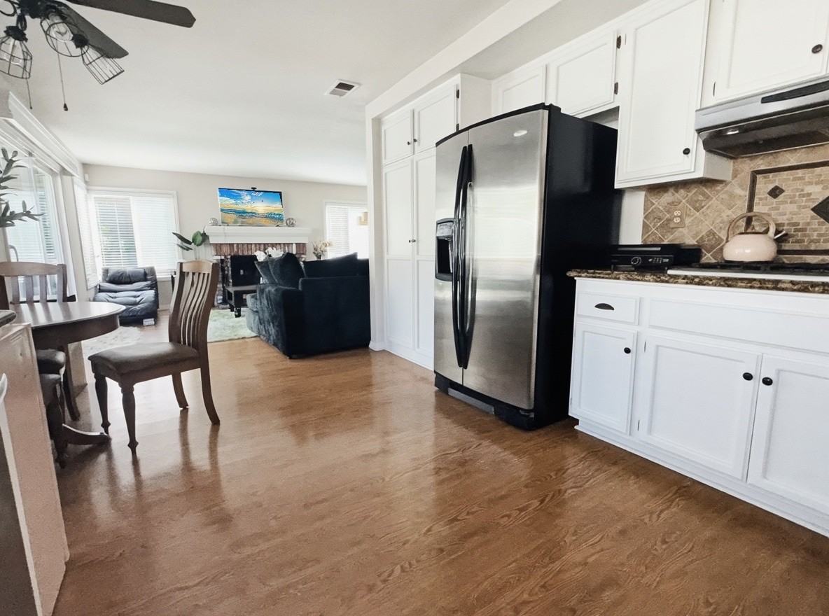 855 Avenida Bernardo #1 - Photo 7 of 26