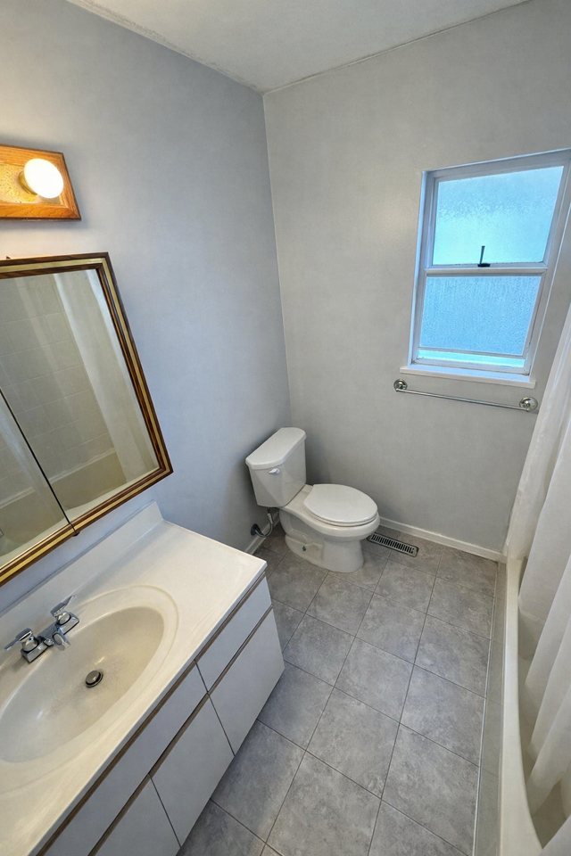 6260 Tyne Street - Photo 3 of 5