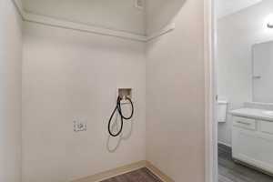 featured image of 801 E Vine St