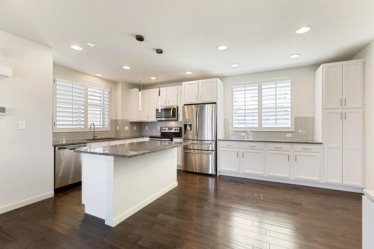 10069 Town Ridge Ln #1 - Photo 4 of 16
