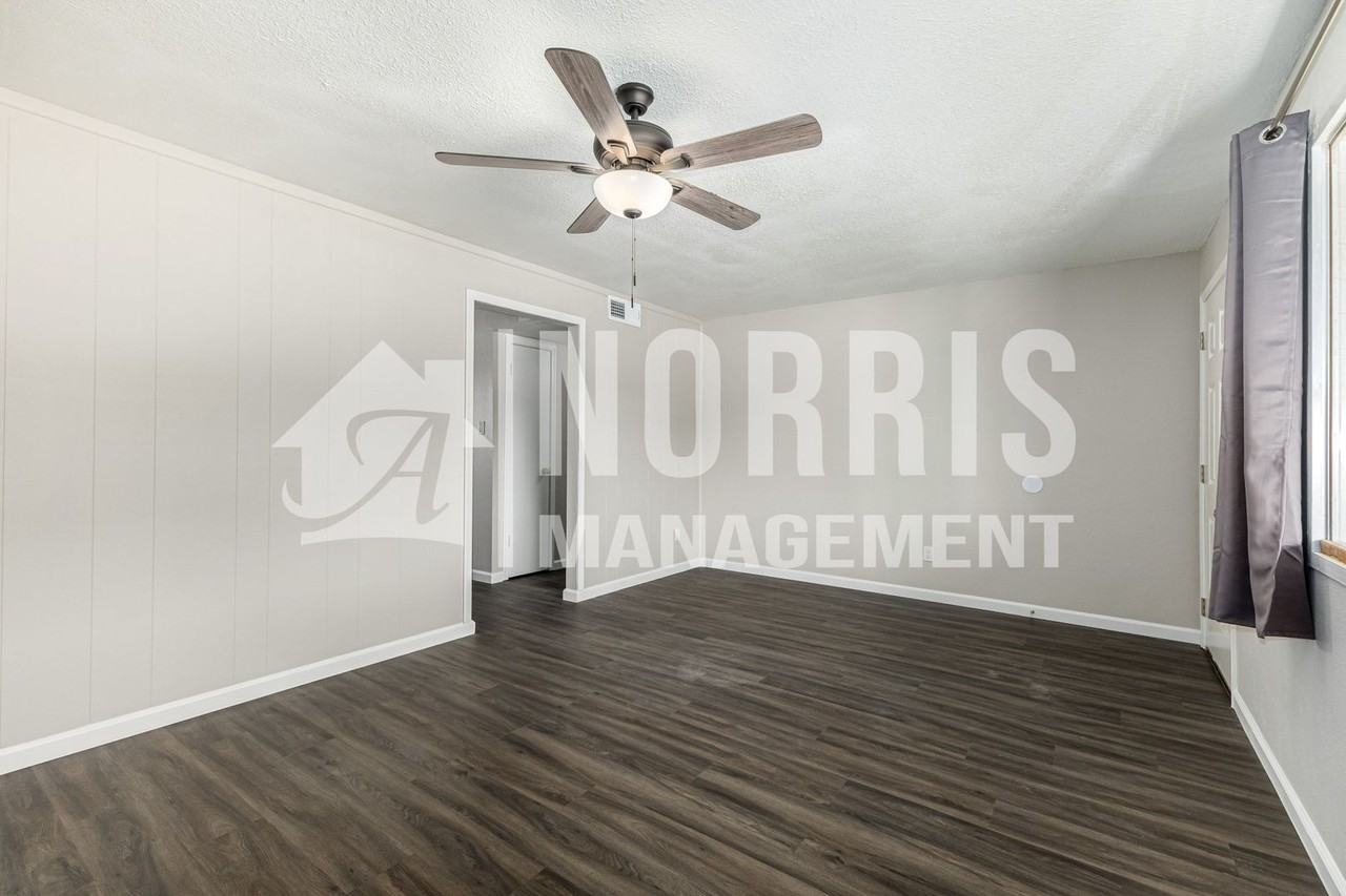 803 N Park Ave - Photo 7 of 28