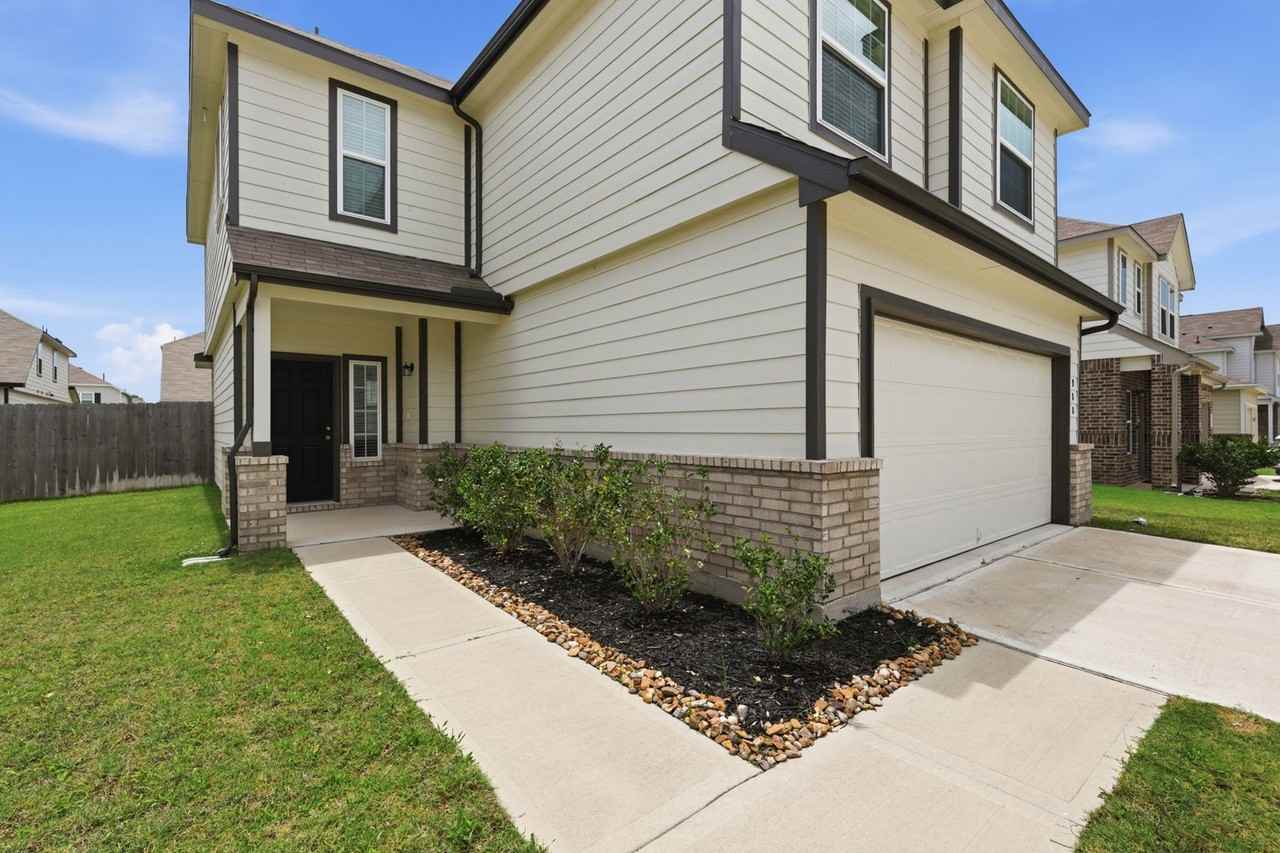 988 Rice Dr - Photo 2 of 33