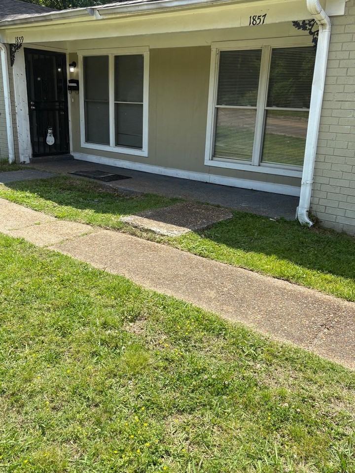 1857 S Perkins Rd - Photo 2 of 16