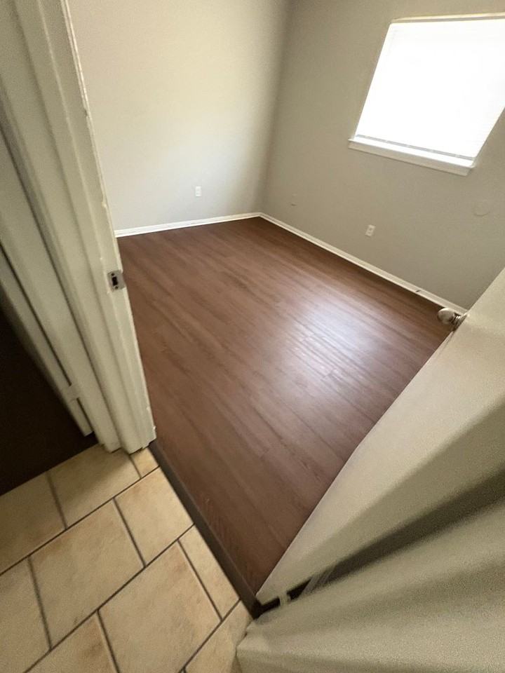 1857 S Perkins Rd - Photo 6 of 16