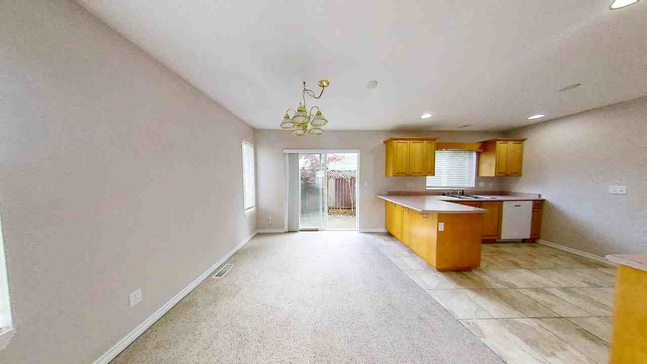 4210 Archer Dr - Photo 7 of 27