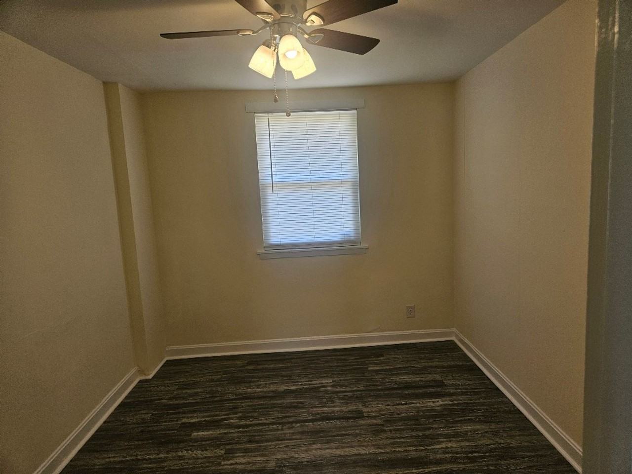 913 Old Edgefield Rd - Photo 6 of 12