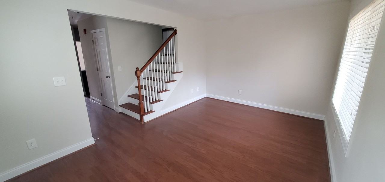 1445 Brookwood Dr #D - Photo 2 of 13