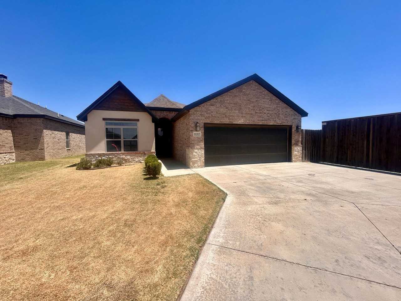 10317 Vernon Dr - Photo 3 of 23