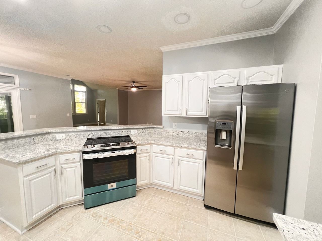 1237 Clipper Rd - Photo 5 of 40