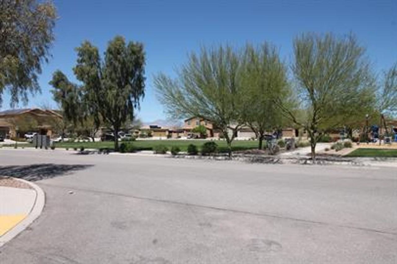 6420 E Via Jardin Verde - Photo 3 of 50