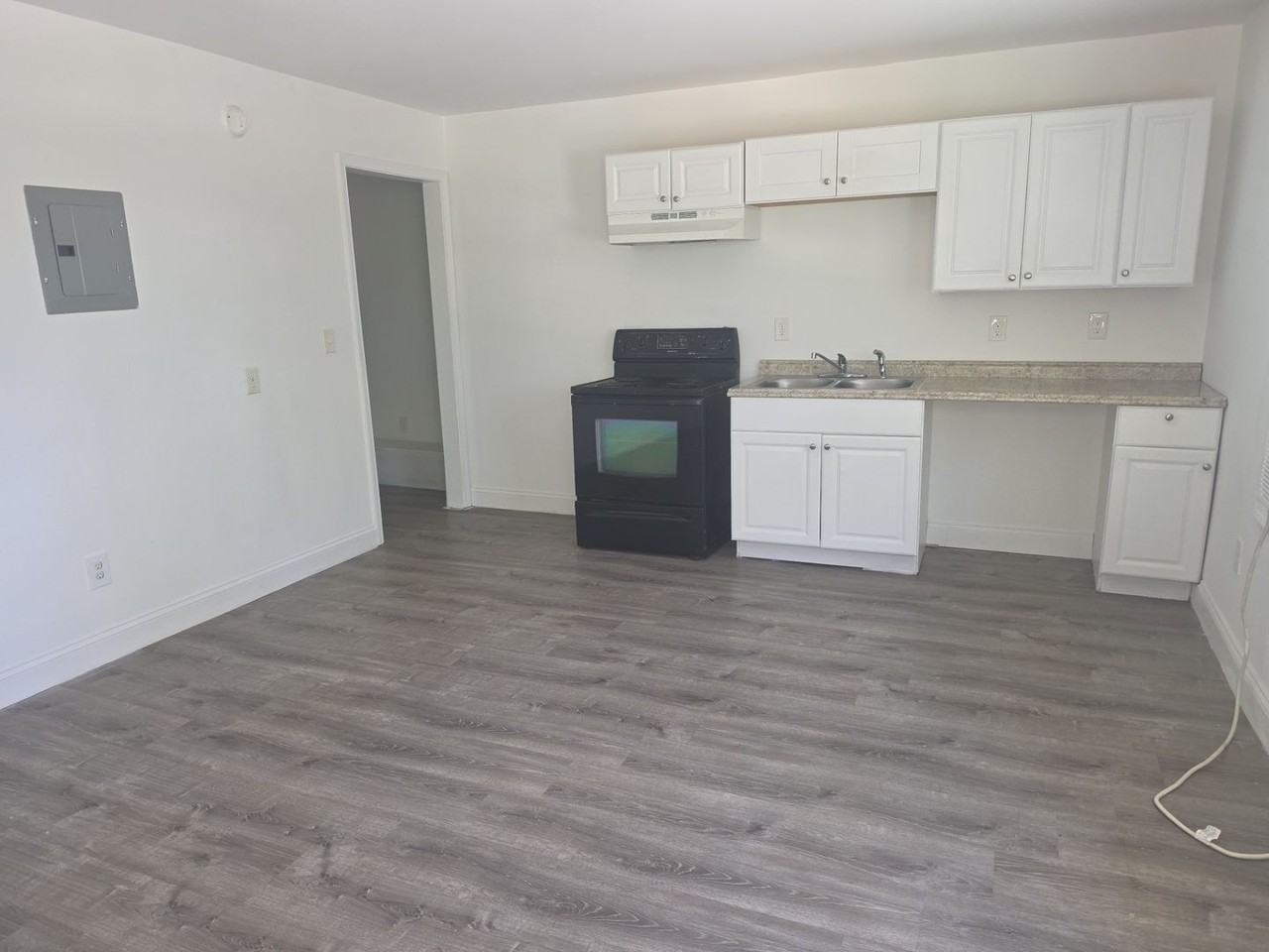 1340 Highway 501 - Photo 2 of 7