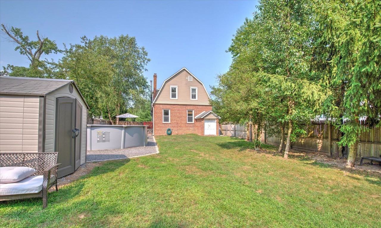 286 Whitesville Rd - Photo 7 of 34