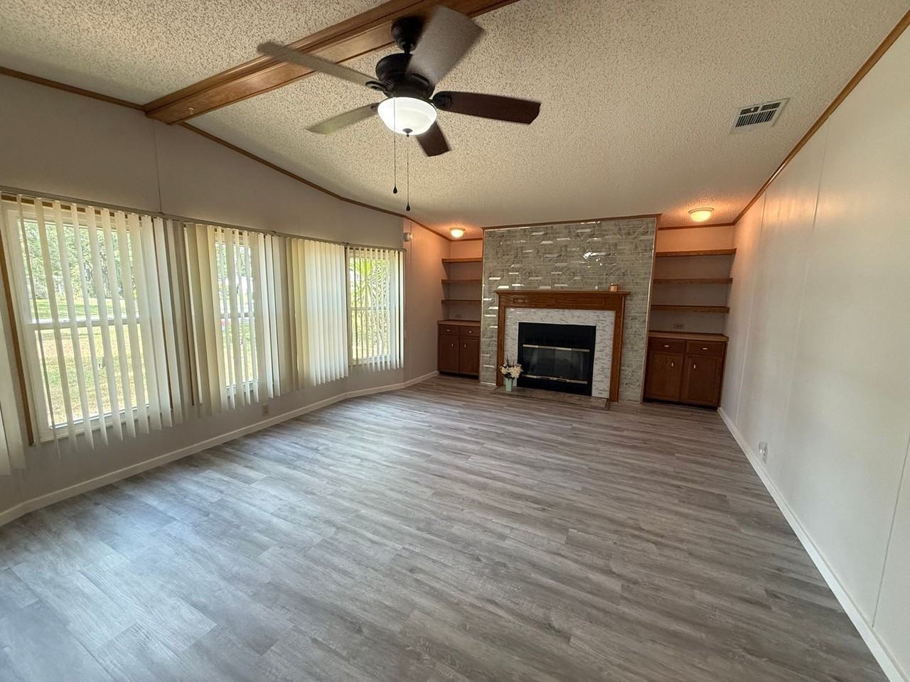 13957 County Road 109d - Photo 3 of 25