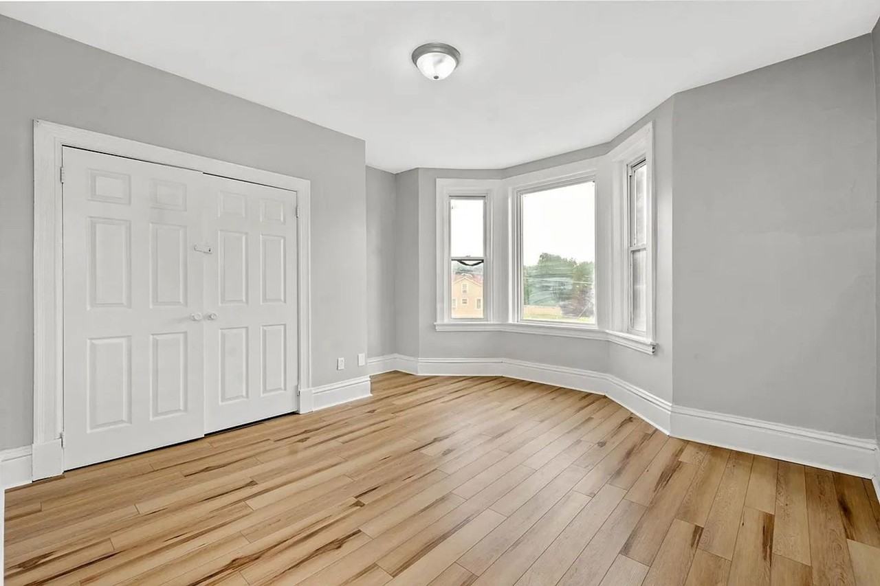 3805-7 California Ave - Photo 6 of 33
