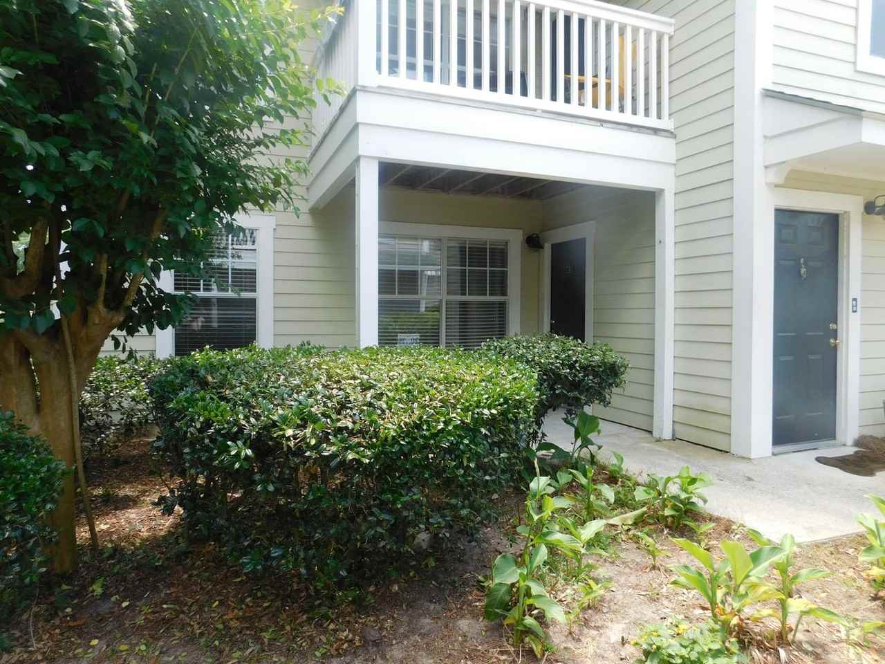 20 20 Old South Court, #A - Photo 3 of 18