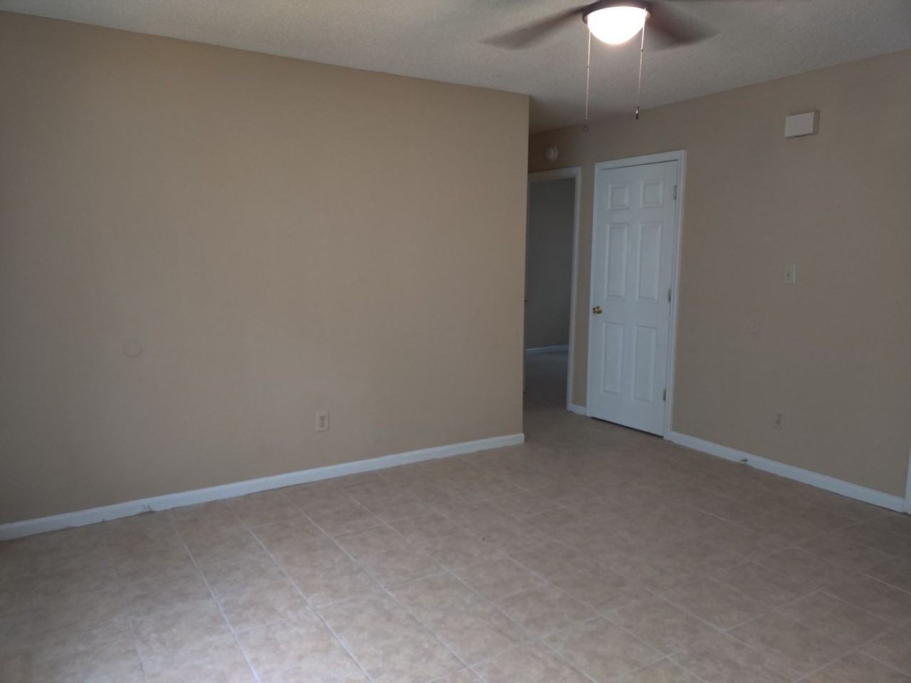 403 Digh St - Photo 2 of 11