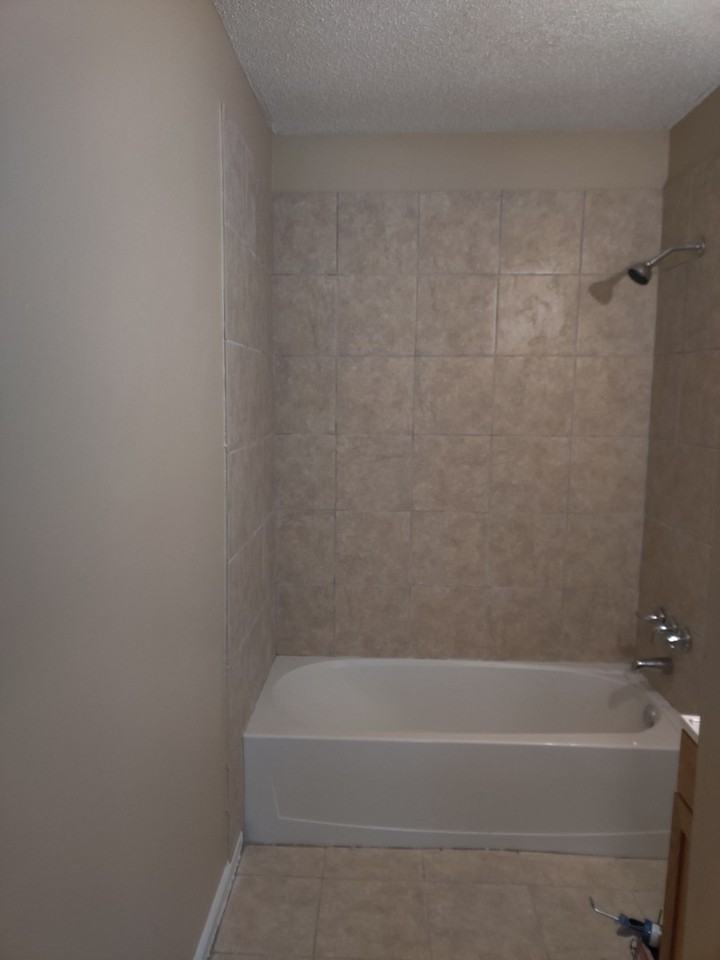 403 Digh St - Photo 7 of 11