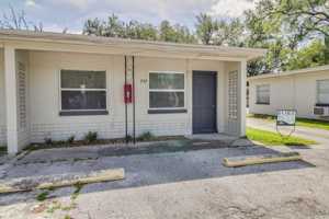 featured image of 722 S Woodland St