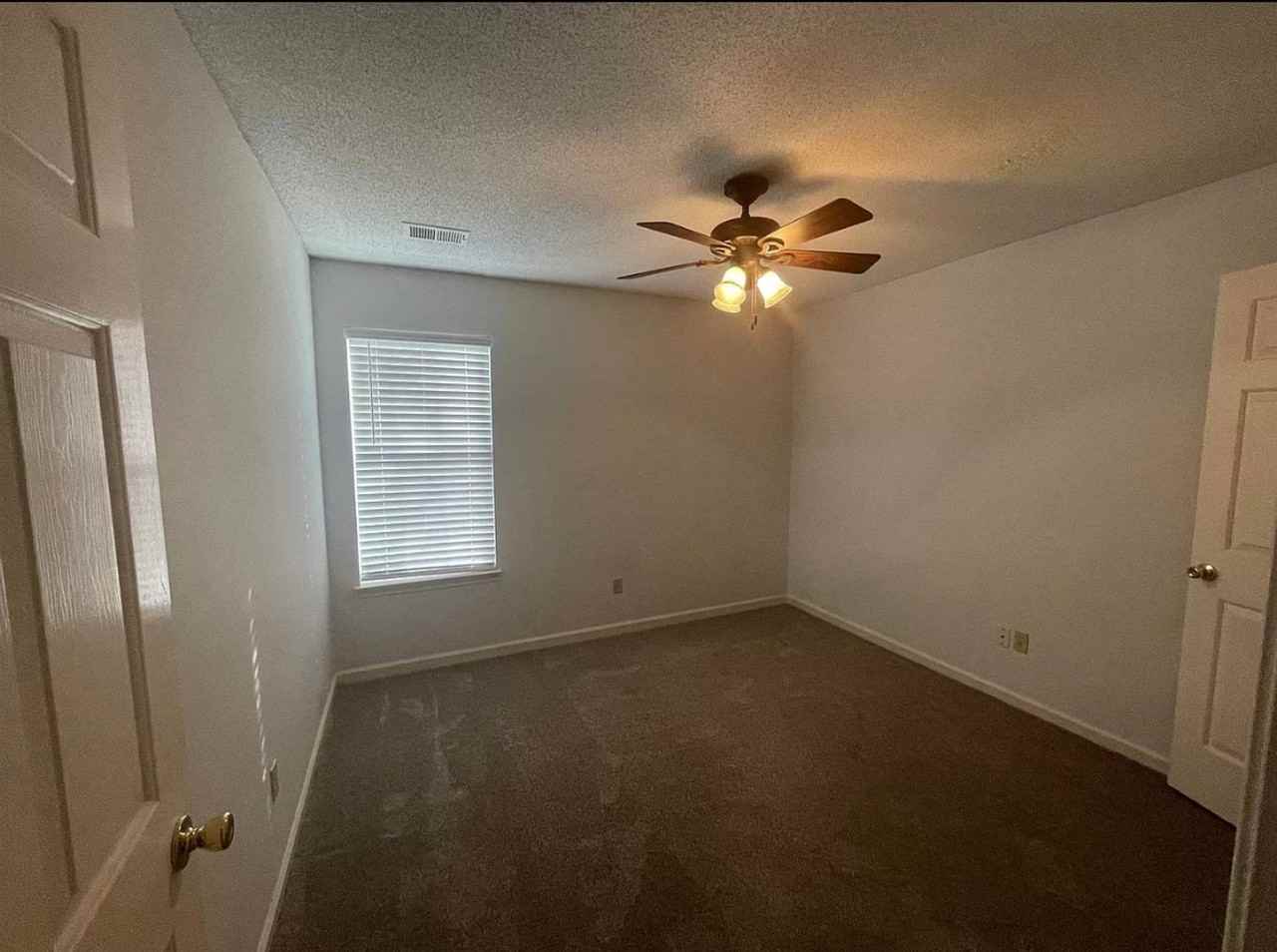 8917 Fulton Cv - Photo 3 of 5
