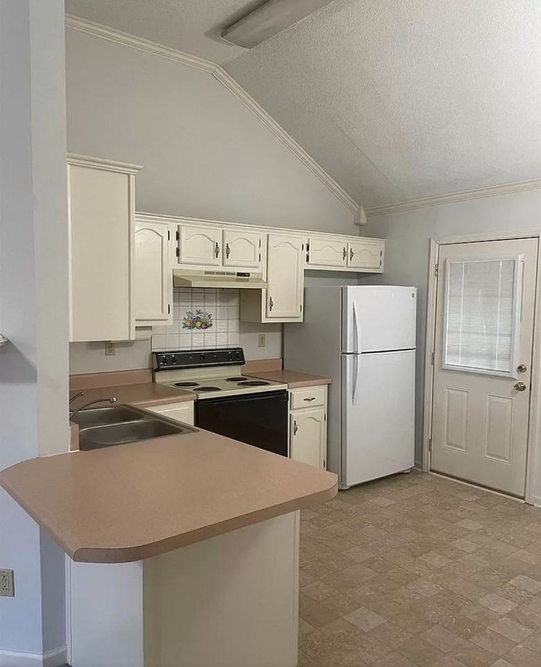 8917 Fulton Cv - Photo 4 of 5