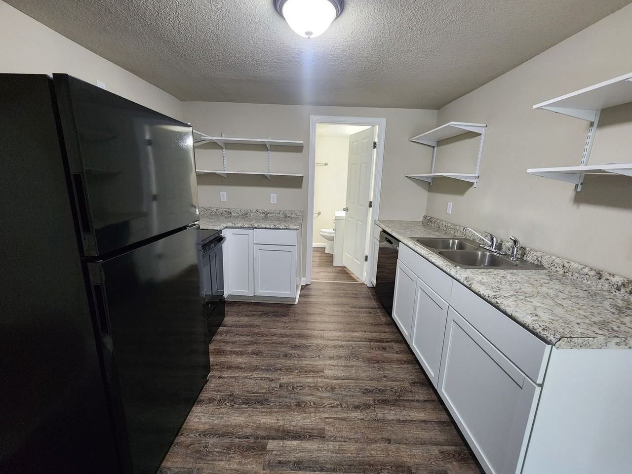 410 N Grant St - Photo 3 of 19