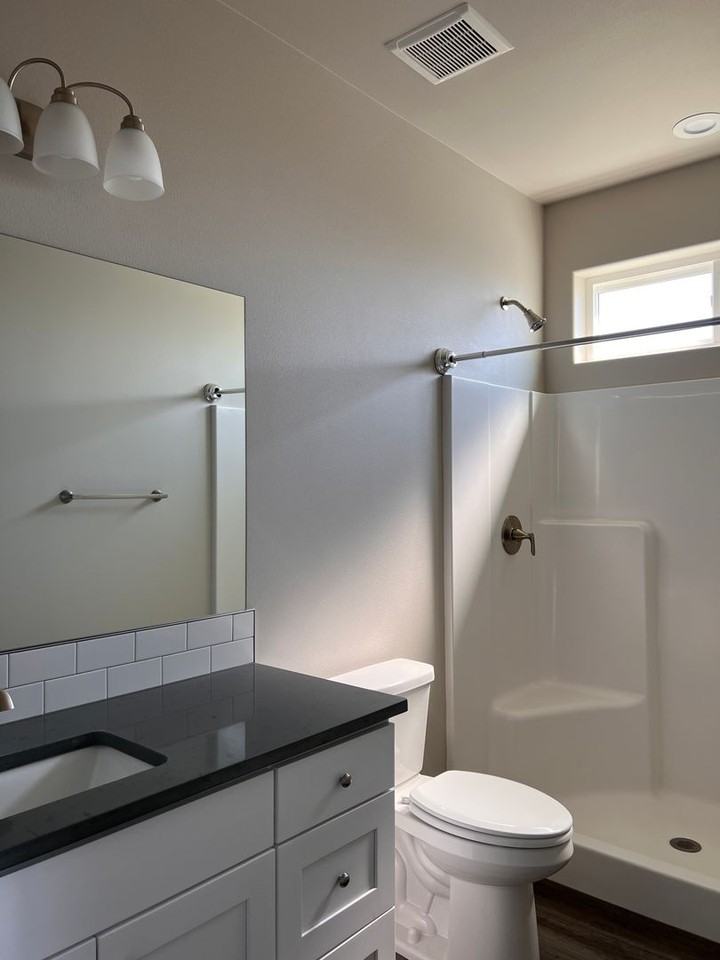 1401 W Bonneville St - Photo 7 of 12