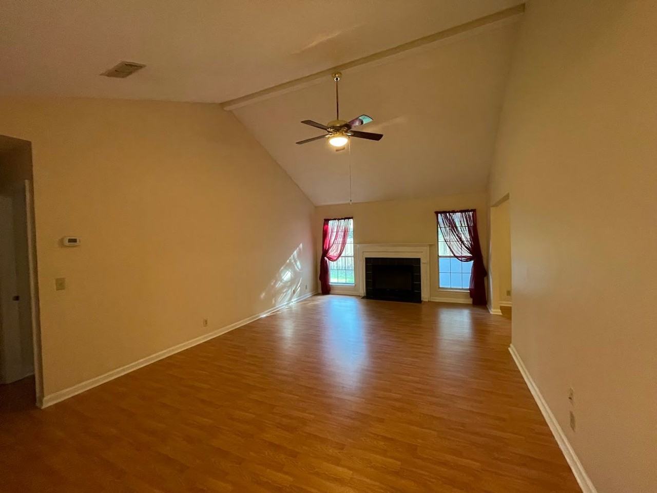 109 Waterman Rd - Photo 2 of 14