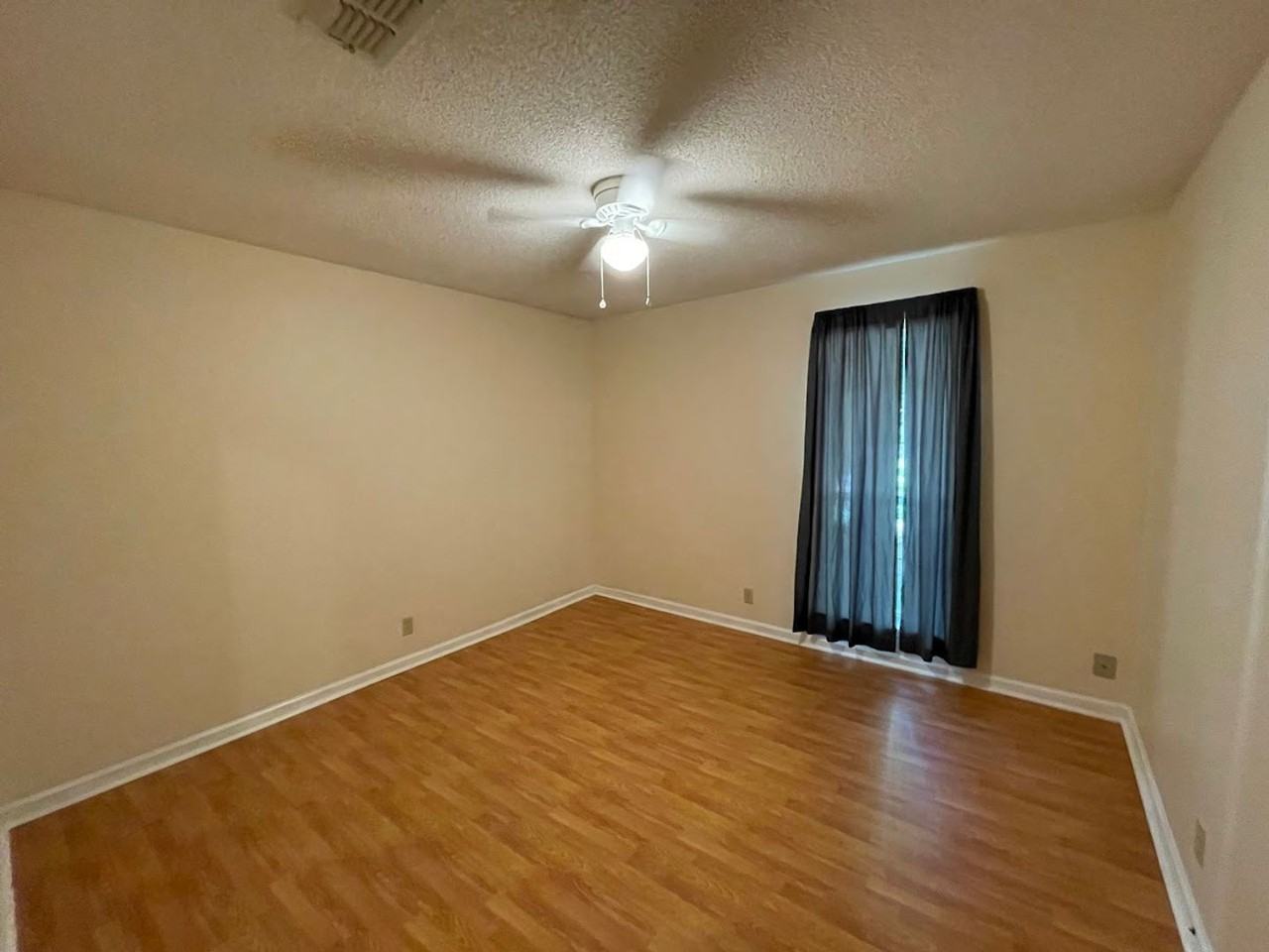 109 Waterman Rd - Photo 7 of 14