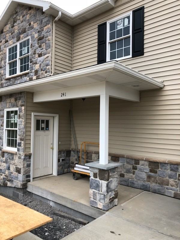 241 Easterly Pkwy - Photo 2 of 28