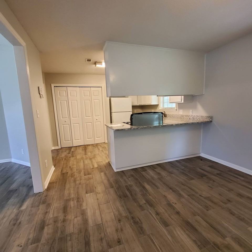 3112 Wingfield Way - Photo 3 of 12