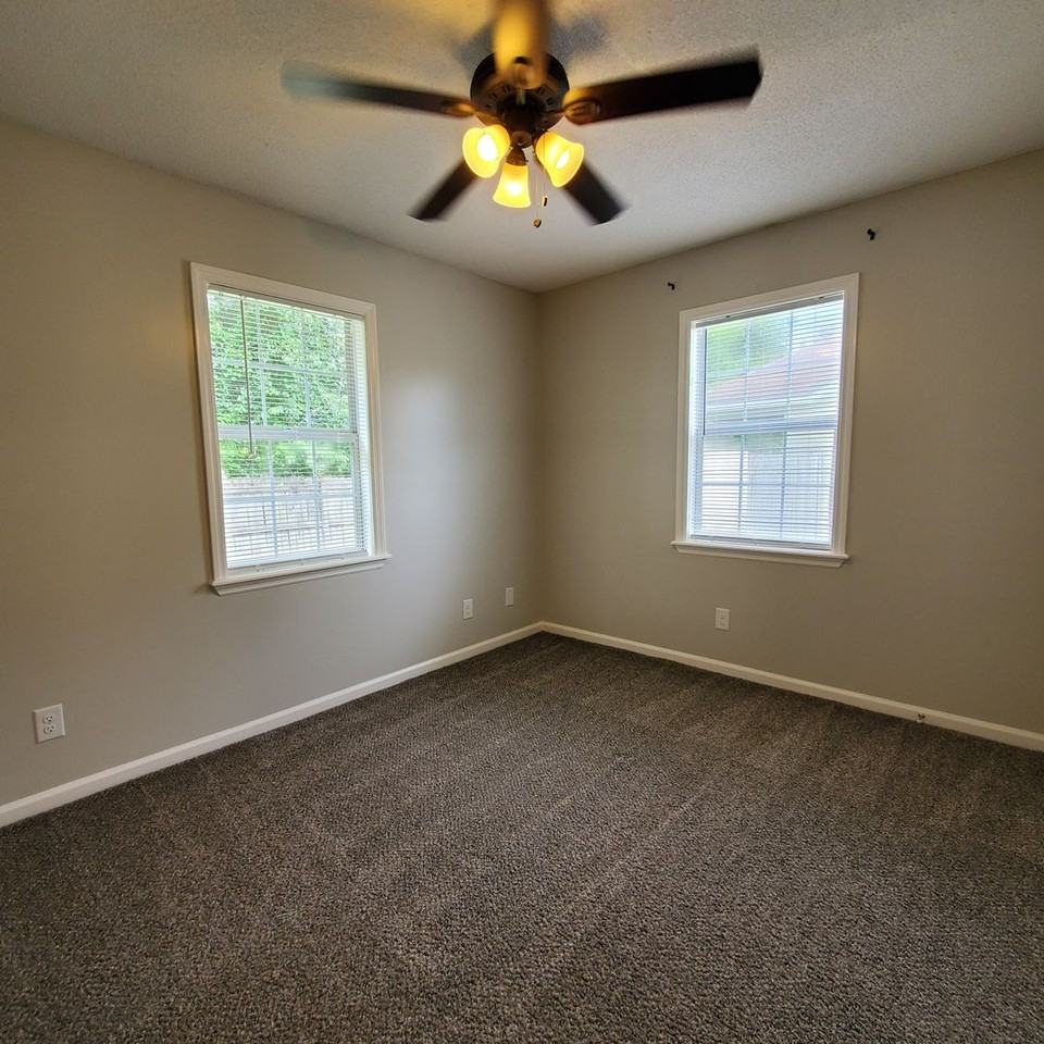 3112 Wingfield Way - Photo 7 of 12