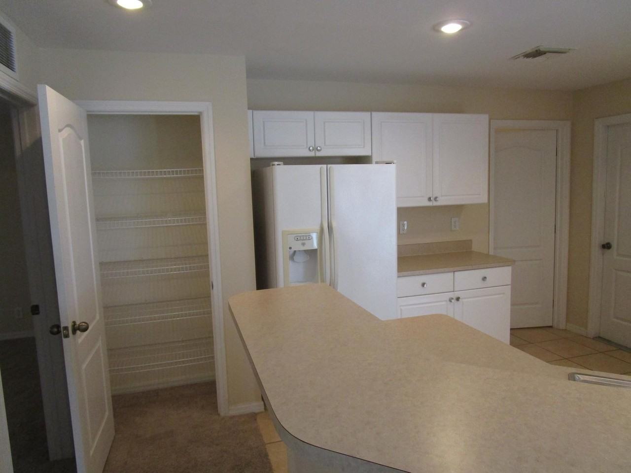 3514 Ne 12th Ct - Photo 5 of 30