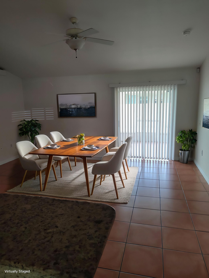 504 Albatross Dr - Photo 4 of 17