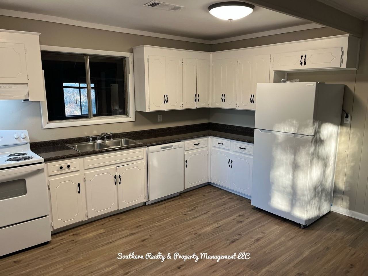 147 Noahs Rd - Photo 5 of 13